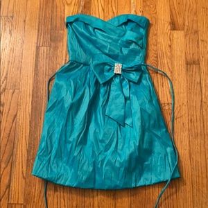 Turquoise Strapless dress